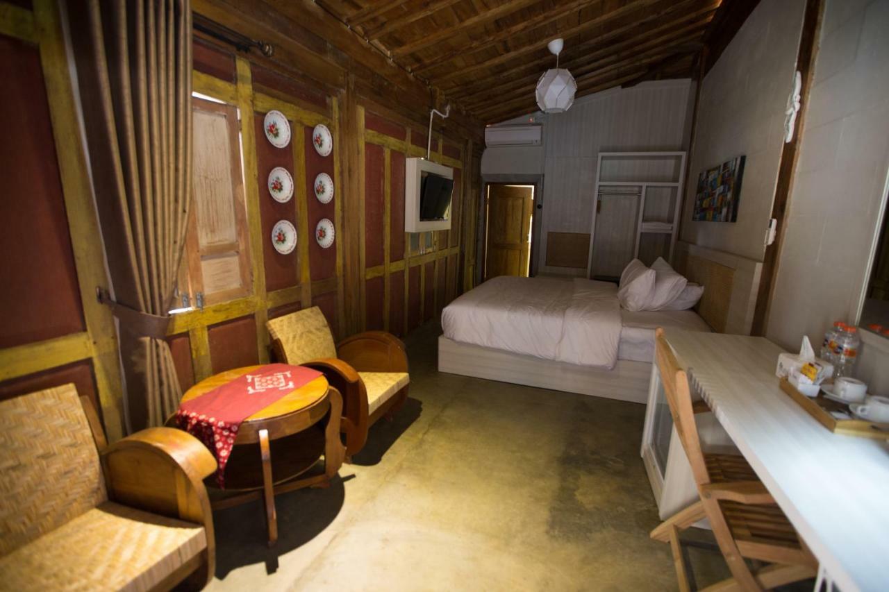 Kampung Lawasan Heritage Cottage Maguwo Exterior foto
